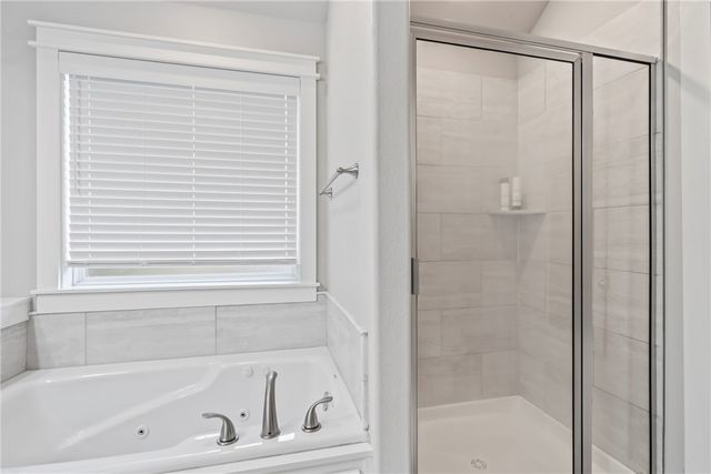 906 E Fallon Street, Siloam Springs, AR 72761