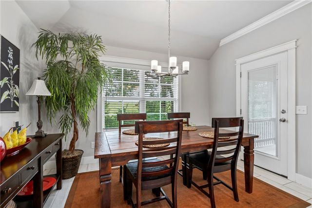 906 E Fallon Street, Siloam Springs, AR 72761