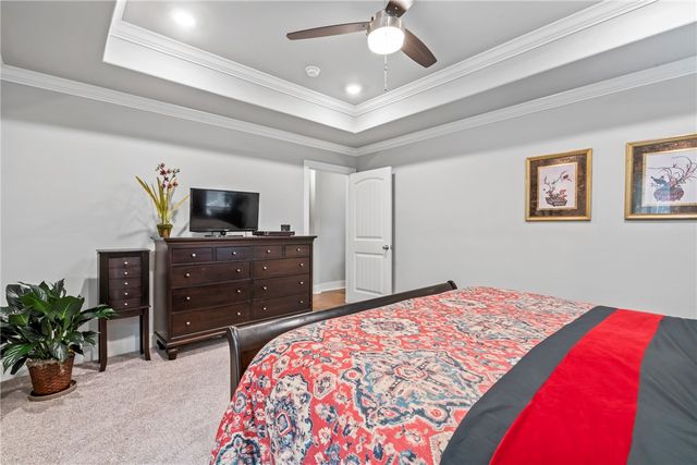 906 E Fallon Street, Siloam Springs, AR 72761