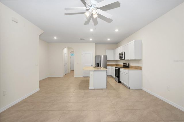 32859 PEZ LANDING LANE, Wesley Chapel, FL 33543