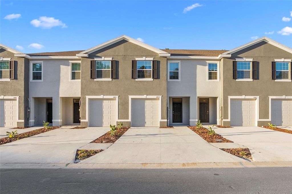 32859 PEZ LANDING LANE, Wesley Chapel, FL 33543