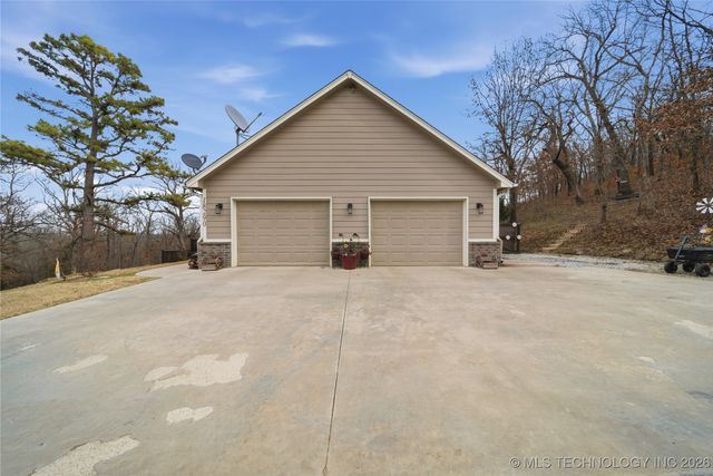 18290 N Lombard Lane, Skiatook, OK 74070