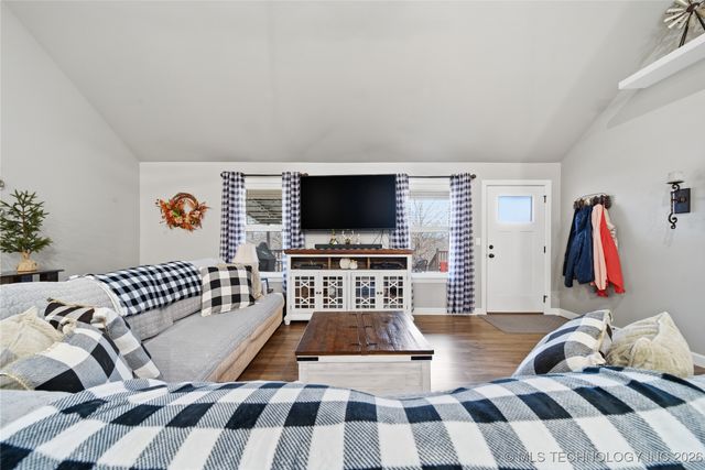 18290 N Lombard Lane, Skiatook, OK 74070