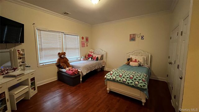 137 W Market Street, Long Beach, NY 11561