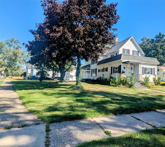 2303 LAKE Street, Lake City Boro, PA 16423