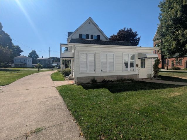 2303 LAKE Street, Lake City Boro, PA 16423