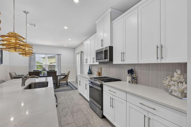 1201 Harvester Crossing, Loxahatchee, FL 33470