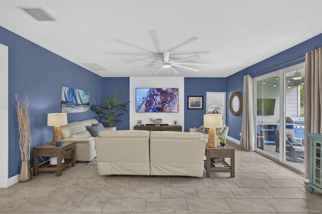 1201 Harvester Crossing, Loxahatchee, FL 33470