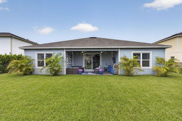 1201 Harvester Crossing, Loxahatchee, FL 33470