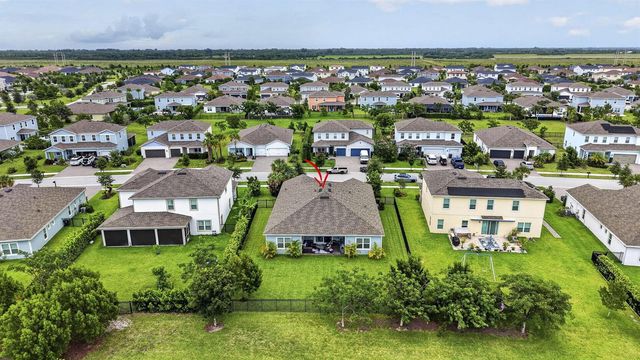1201 Harvester Crossing, Loxahatchee, FL 33470