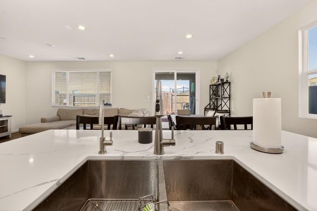 1681 Oleander Ave, Manteca, CA 95337