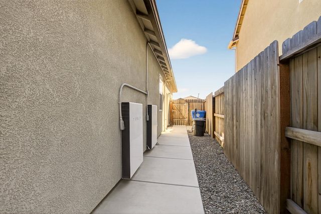 1681 Oleander Ave, Manteca, CA 95337