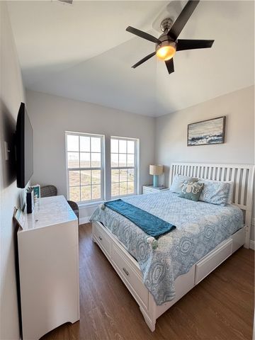 14832 Whitecap Blvd, Corpus Christi, TX 78418