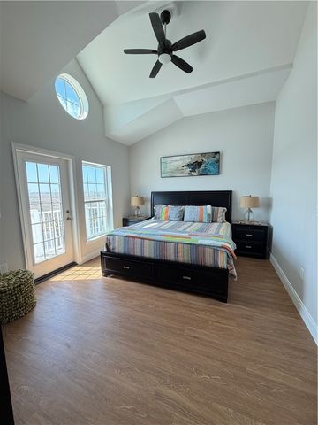 14832 Whitecap Blvd, Corpus Christi, TX 78418