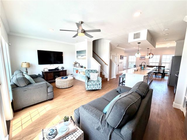 14832 Whitecap Blvd, Corpus Christi, TX 78418