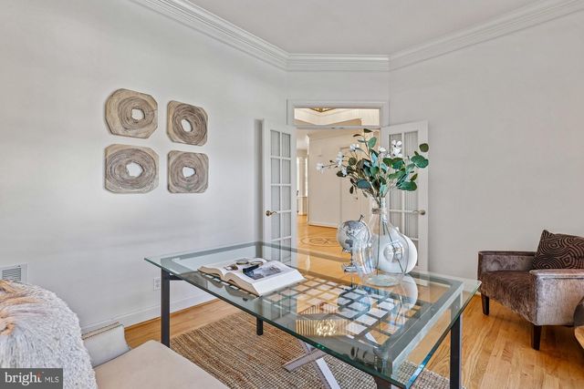 26 SANDALFOOT CT, Potomac, MD 20854