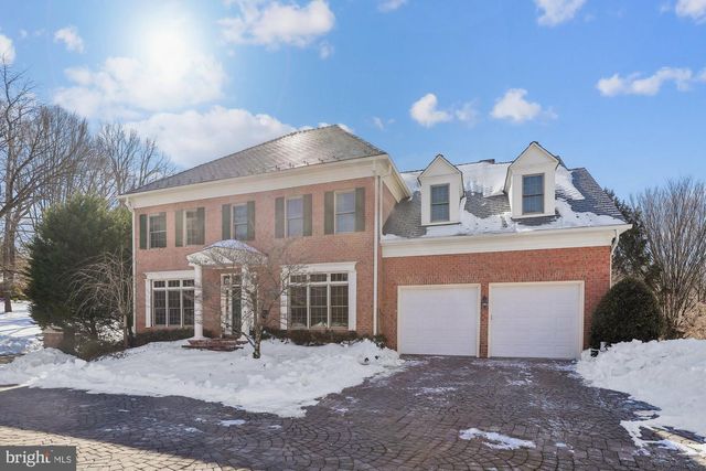 26 SANDALFOOT CT, Potomac, MD 20854