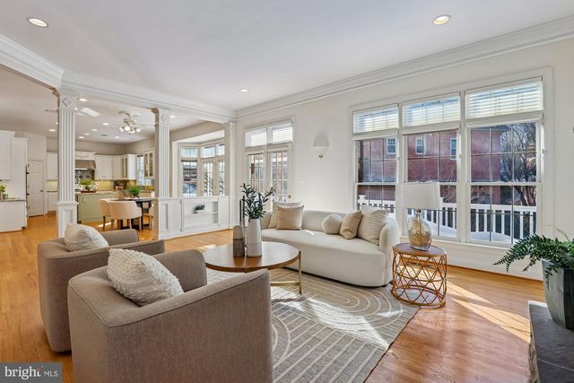 26 SANDALFOOT CT, Potomac, MD 20854