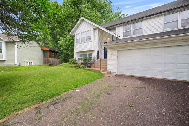 1984 Helena Court, Oakdale, MN 55128