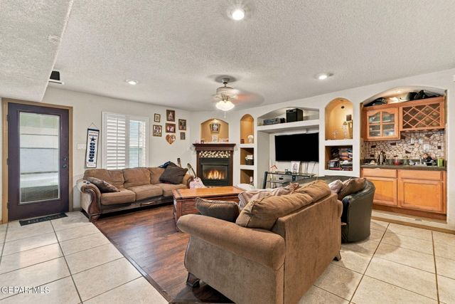12604 TIERRA INCA Drive, El Paso, TX 79938