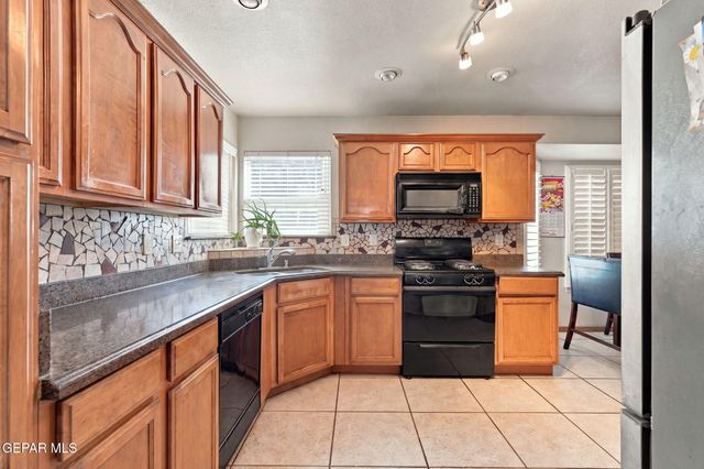 12604 TIERRA INCA Drive, El Paso, TX 79938