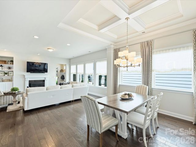 4913 Providence Country Club Drive, Charlotte, NC 28277