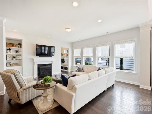 4913 Providence Country Club Drive, Charlotte, NC 28277