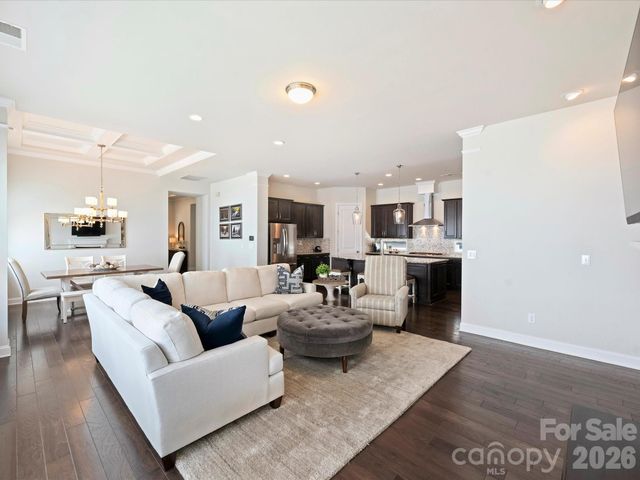 4913 Providence Country Club Drive, Charlotte, NC 28277