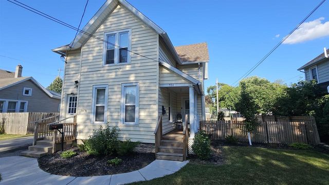 714 N DURKEE STREET, Appleton, WI 54911