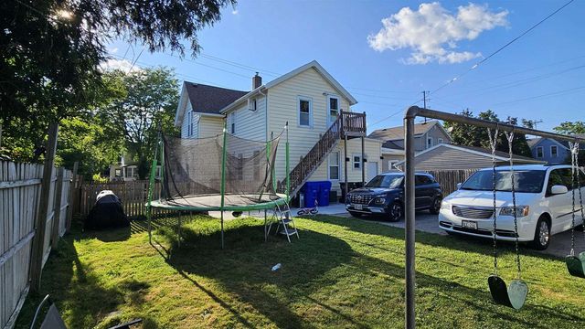 714 N DURKEE STREET, Appleton, WI 54911
