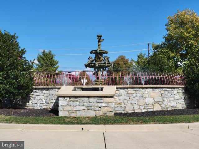1852 MERIDIAN DR, Hagerstown, MD 21742
