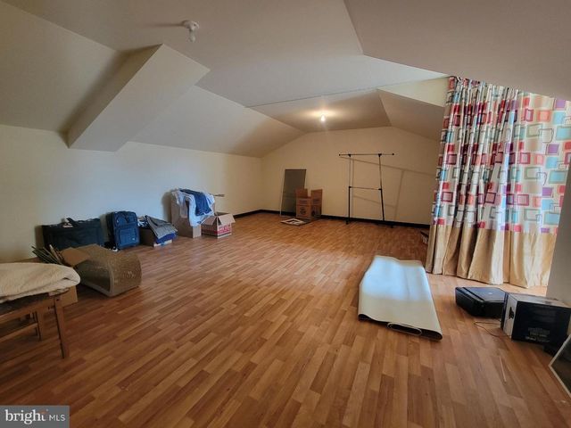 1852 MERIDIAN DR, Hagerstown, MD 21742