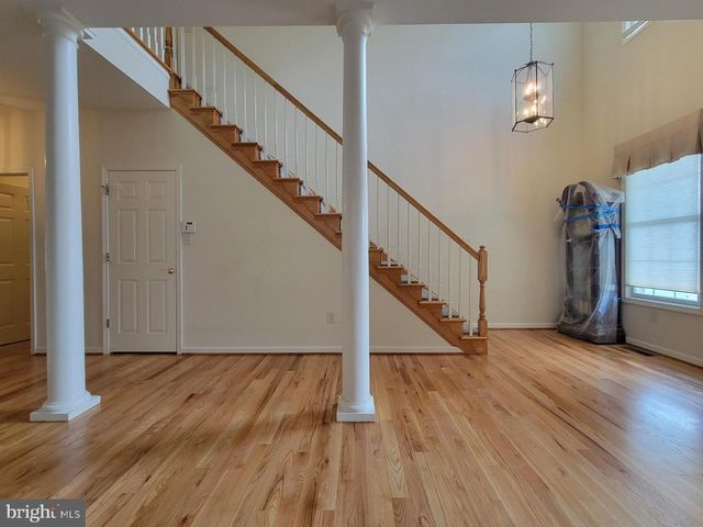 1852 MERIDIAN DR, Hagerstown, MD 21742