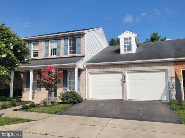 1852 MERIDIAN DR, Hagerstown, MD 21742