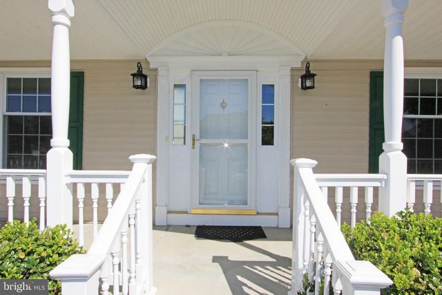 12 BASTILLE LOOP, Newark, DE 19702
