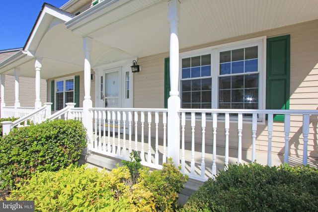 12 BASTILLE LOOP, Newark, DE 19702