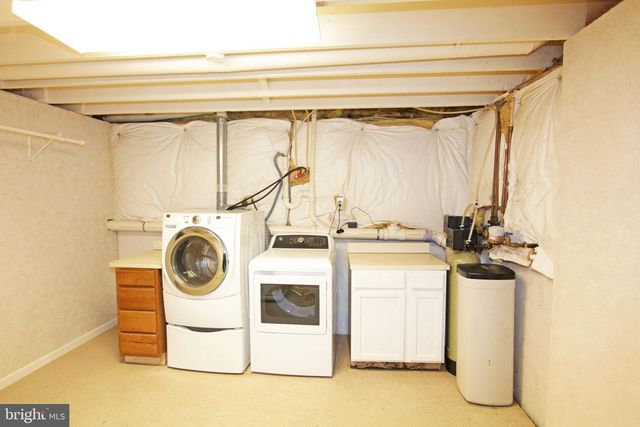 12 BASTILLE LOOP, Newark, DE 19702