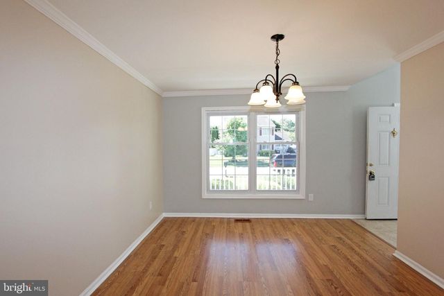 12 BASTILLE LOOP, Newark, DE 19702