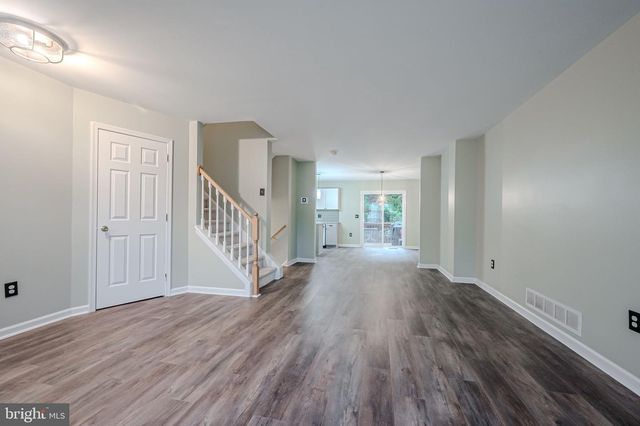 331 NORMAN DR, Newark, DE 19702