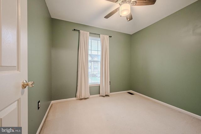 331 NORMAN DR, Newark, DE 19702