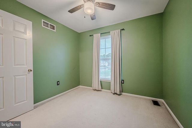 331 NORMAN DR, Newark, DE 19702