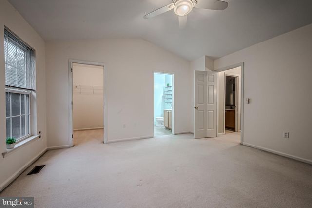 331 NORMAN DR, Newark, DE 19702