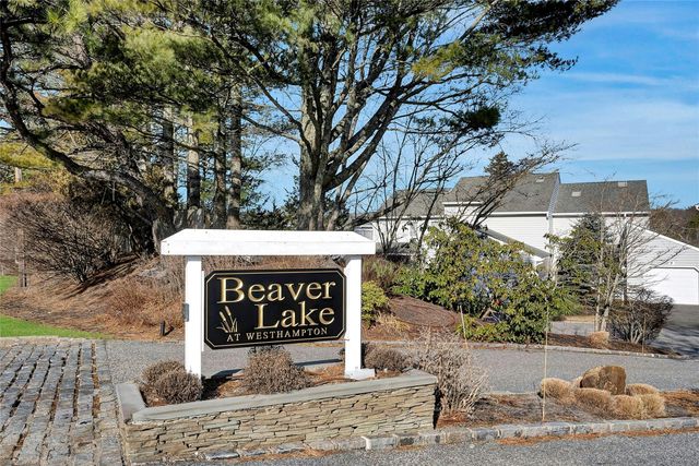 34 Montauk Highway 2, Westhampton, NY 11977