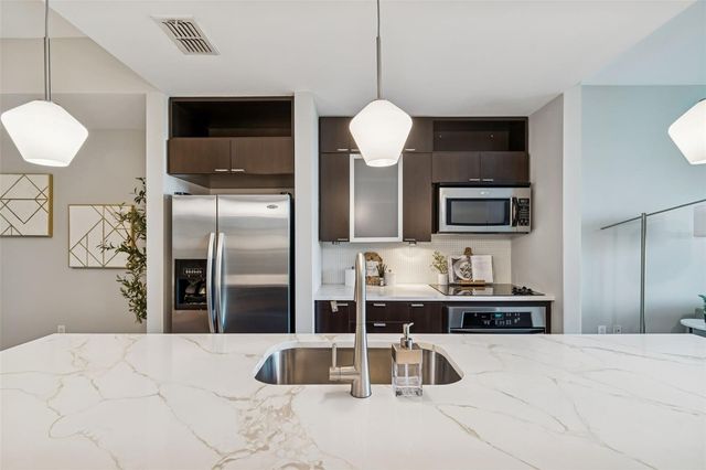 111 N 12TH STREET 1402, Tampa, FL 33602