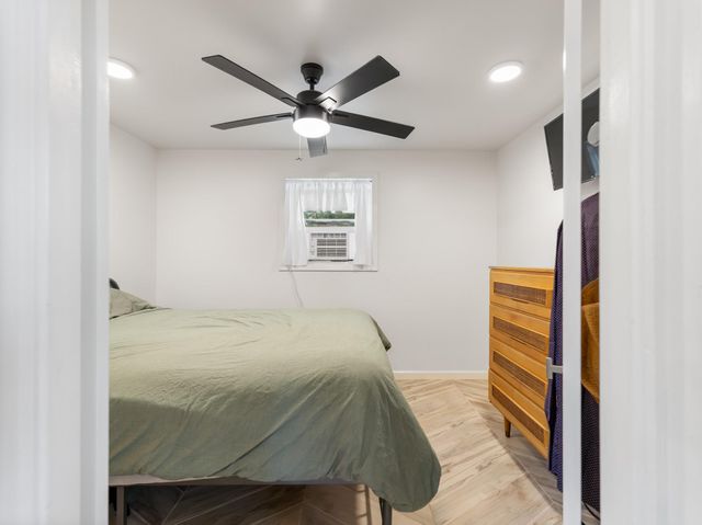346 Private Road 821, Blessing, TX 77419
