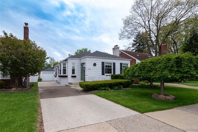 13113 Chestnut Street, Southgate, MI 48195