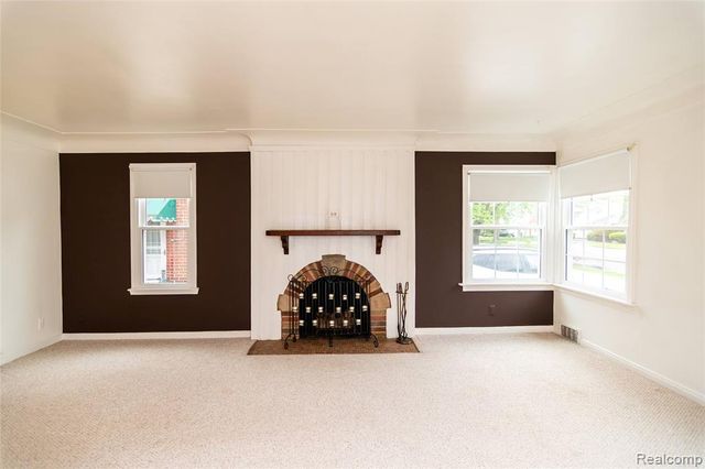 13113 Chestnut Street, Southgate, MI 48195