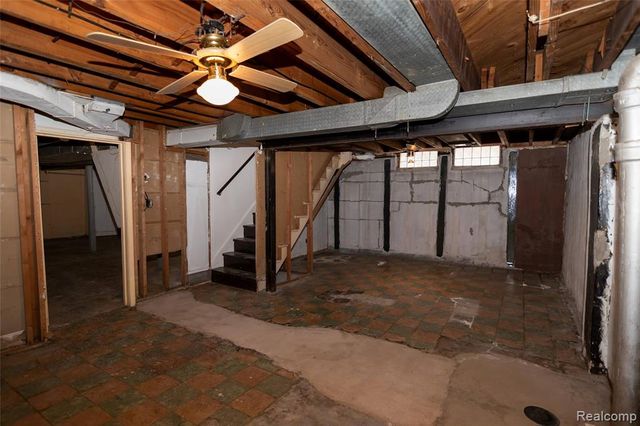 13113 Chestnut Street, Southgate, MI 48195