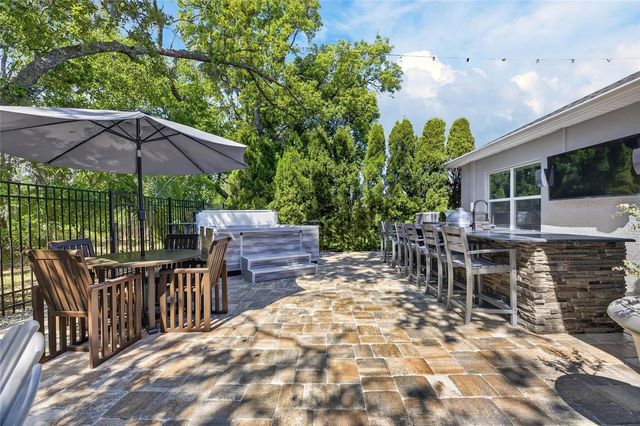 14121 CARISSA MEADOWS COURT, Riverview, FL 33569