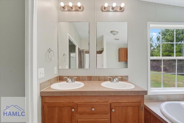 97 Smiley Road NE, Ludowici, GA 31316